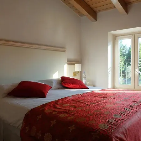 Hotel Vittoria Houses Relais San Bonifacio