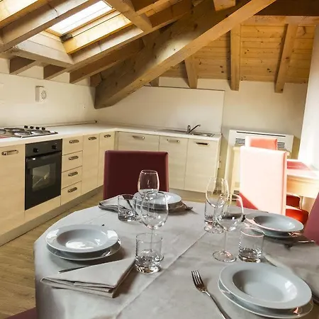 Vittoria Houses Relais *